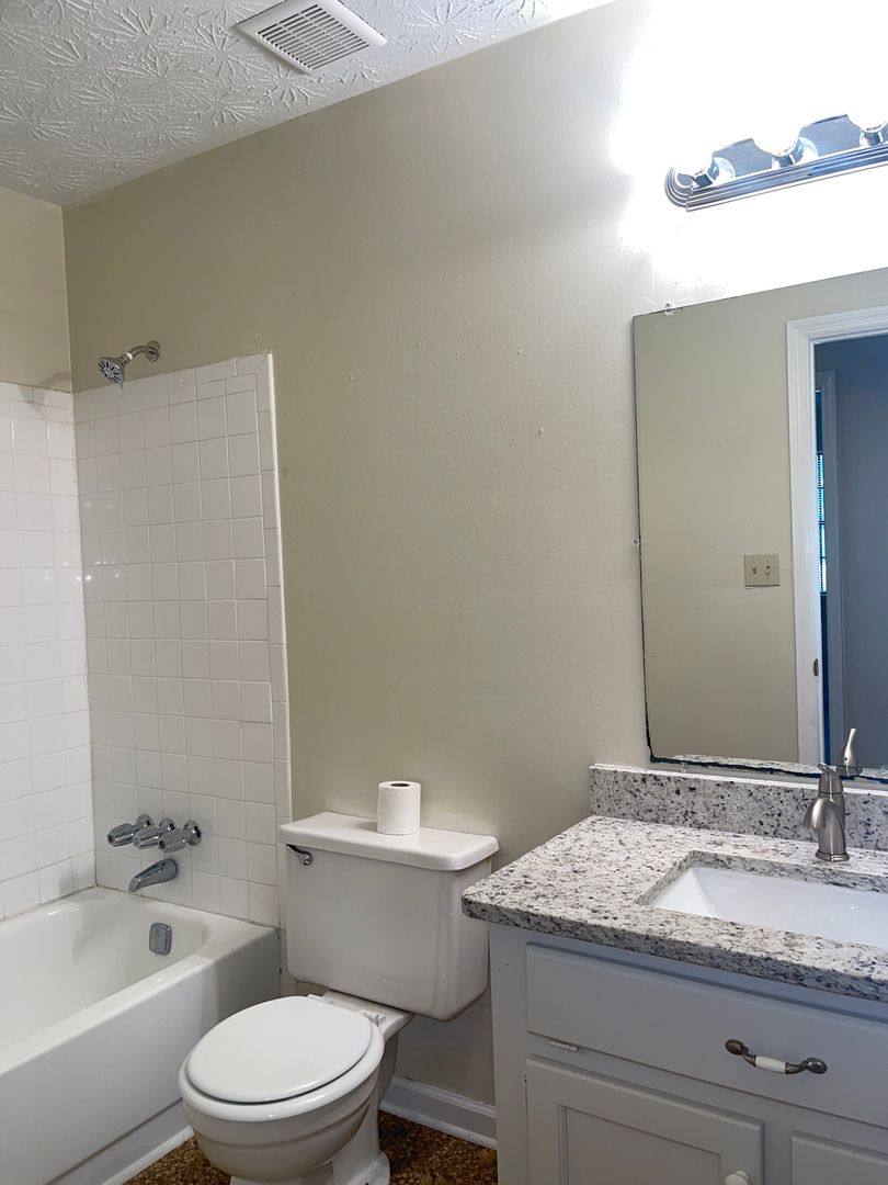 House for rent at 66 Darwin Dr, Jonesboro, GA 30236