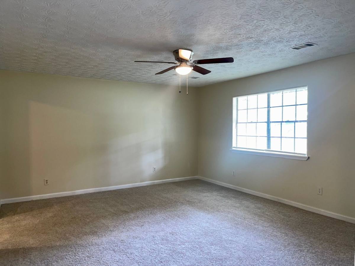House for rent at 66 Darwin Dr, Jonesboro, GA 30236