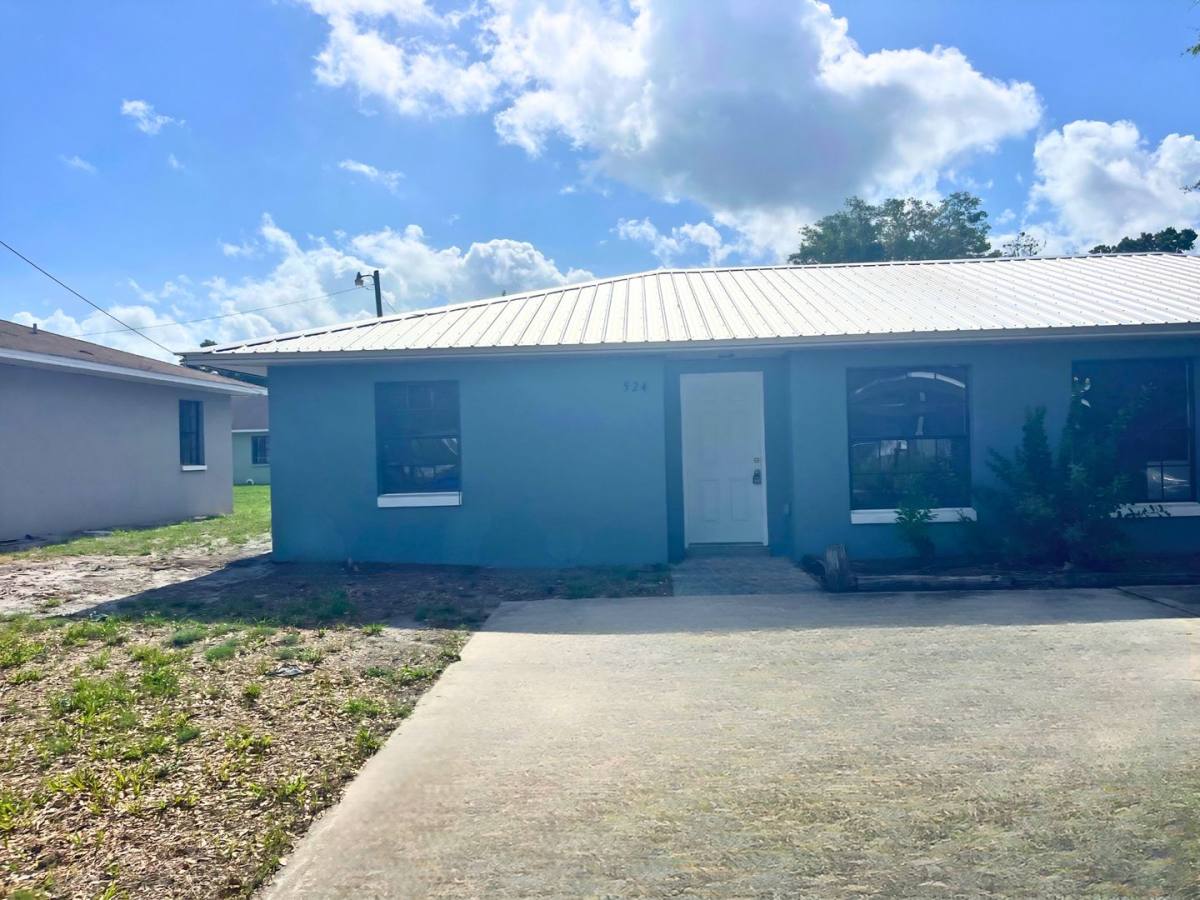 House for rent at 524 Montana Ave, Lakeland, FL 33815