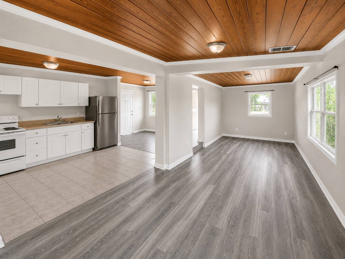 House for rent at 4940 9th St, Zephyrhills, FL 33542