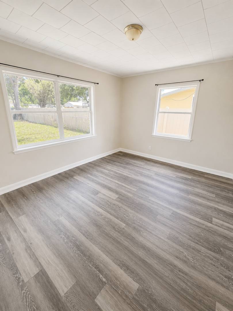 House for rent at 4940 9th St, Zephyrhills, FL 33542