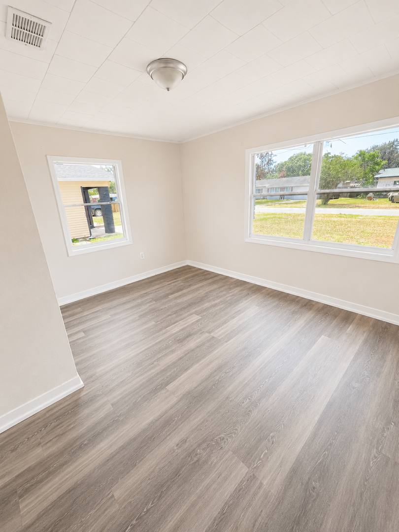 House for rent at 4940 9th St, Zephyrhills, FL 33542