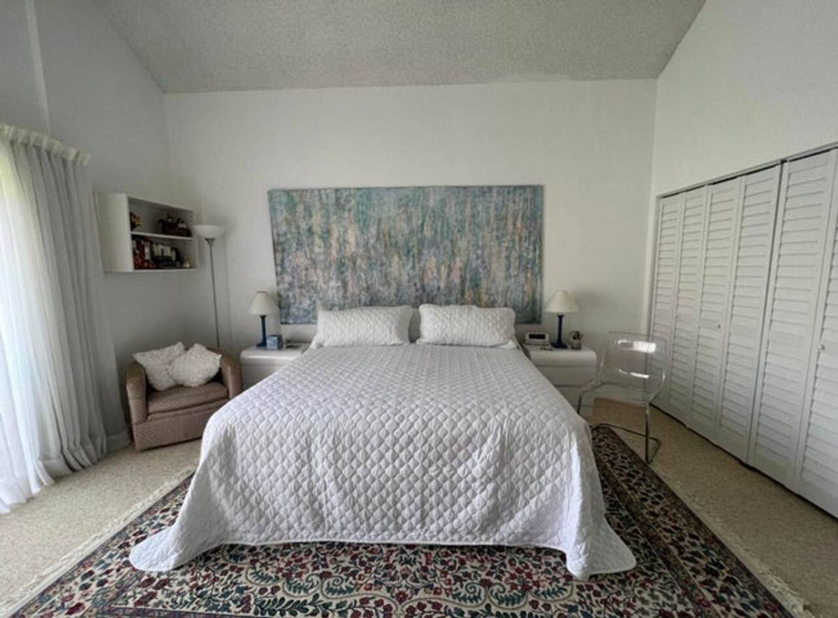 Apartment for rent at 1002 Bridgewood Place, Boca Raton, FL 33434