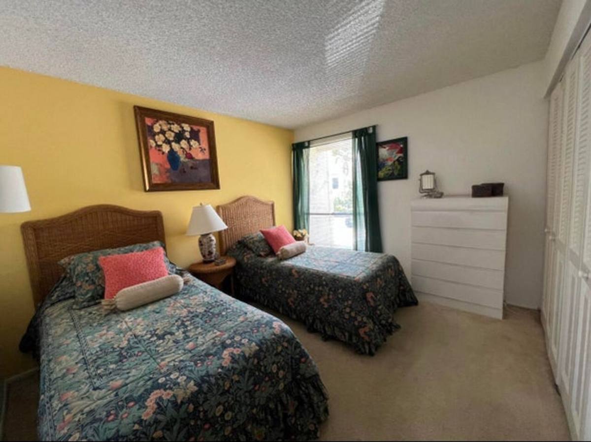 Apartment for rent at 1002 Bridgewood Place, Boca Raton, FL 33434