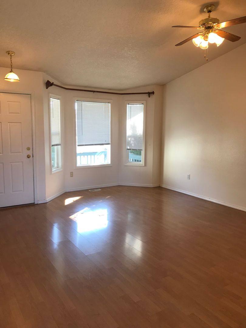 House for rent at 2685 N Arrow Wood Way, Meridian, ID 83646