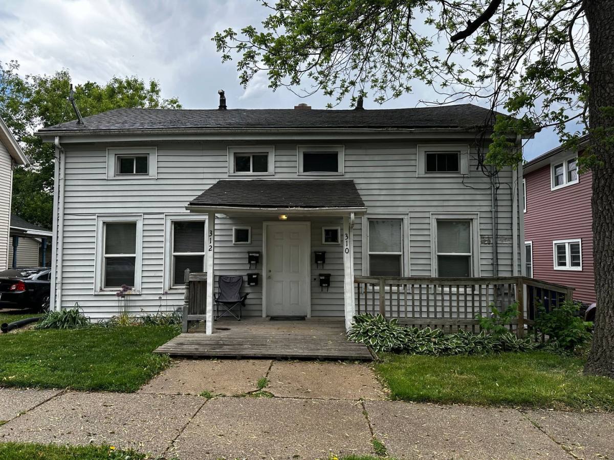 Apartment for rent at 310-312 N Academy St, Janesville, WI 53548