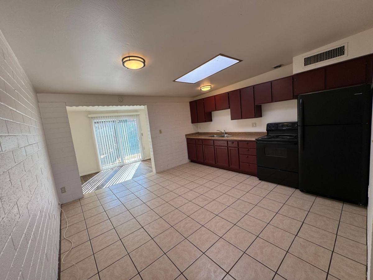 House for rent at 7467 E Desert Spring Dr, Tucson, AZ 85730