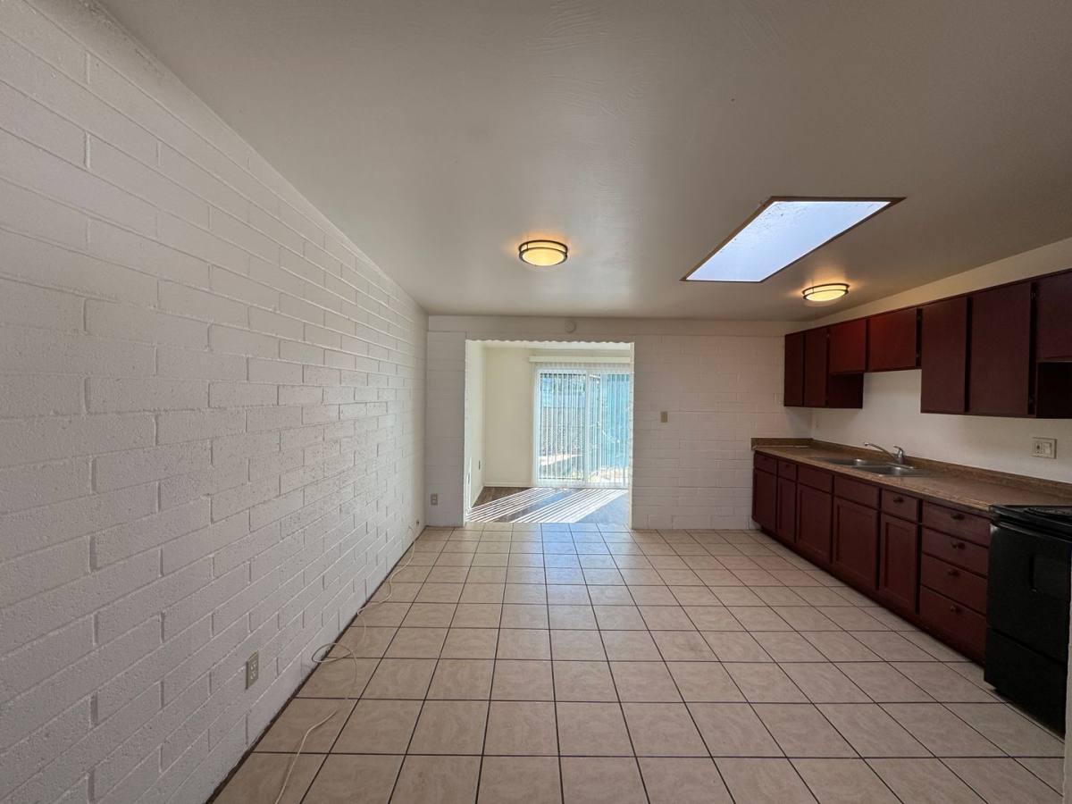 House for rent at 7467 E Desert Spring Dr, Tucson, AZ 85730