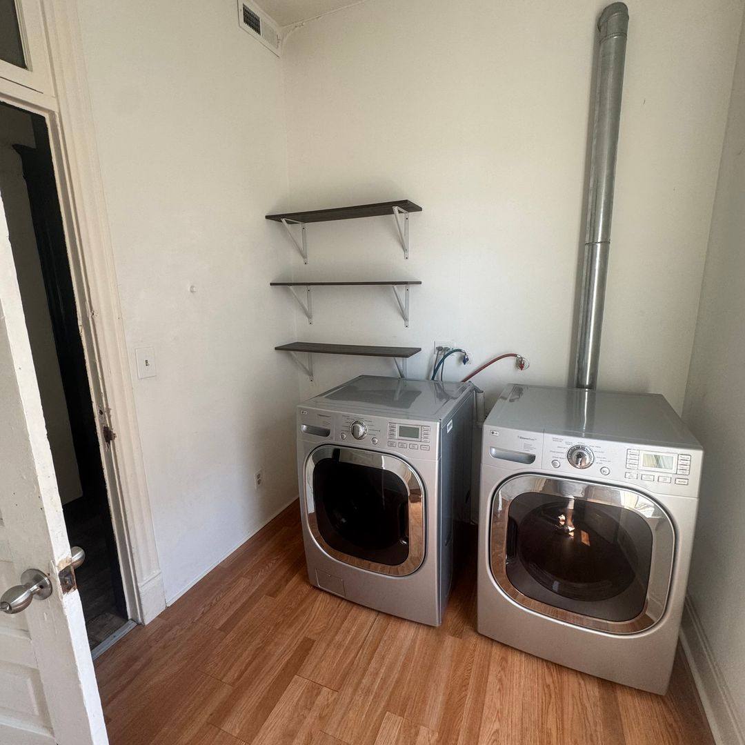 Apartment for rent at 2139 S Western Ave, Chicago, IL 60608