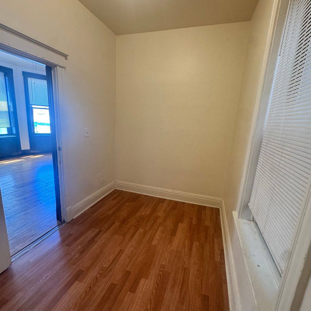 Apartment for rent at 2139 S Western Ave, Chicago, IL 60608