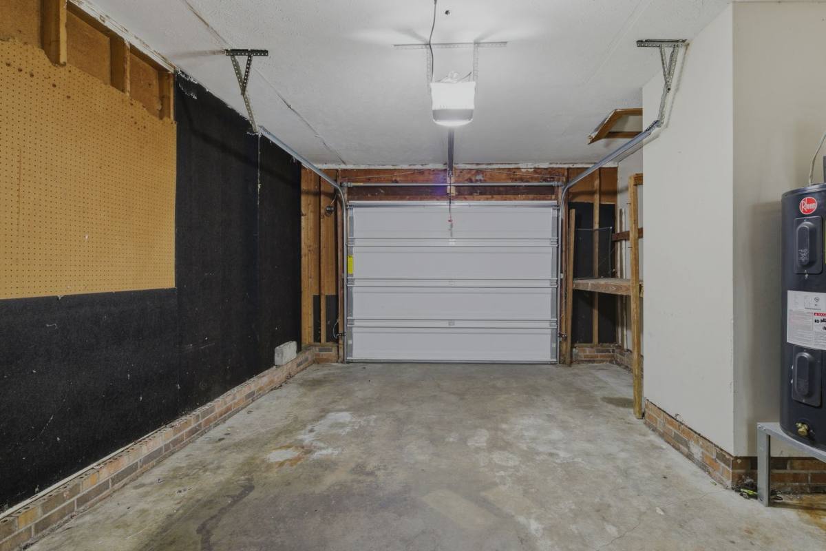 House for rent at 6984 Timberwood Dr, Fayetteville, NC 28314