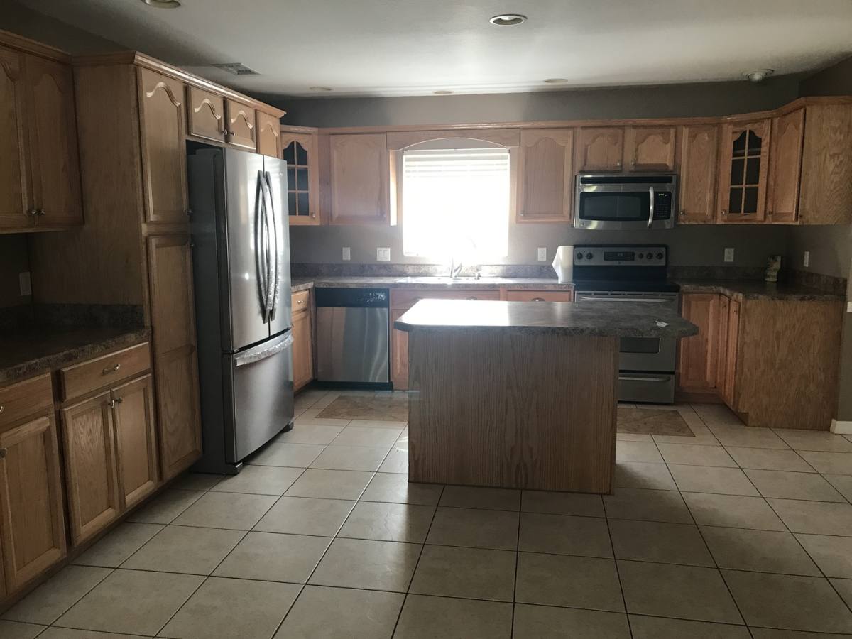 House for rent at 2854 Laurel Ave, Lake Wales, FL 33898