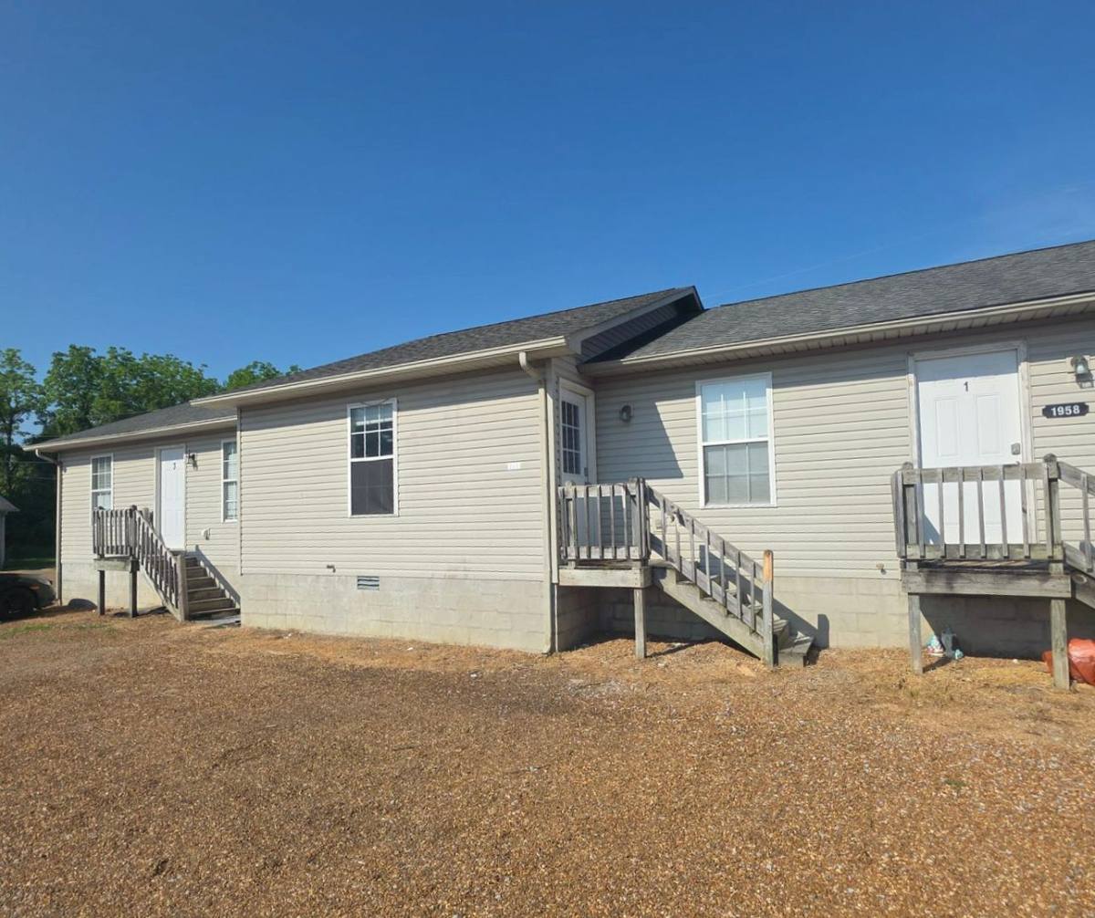 Apartment for rent at 1958 E First St, Crossville, TN 38555