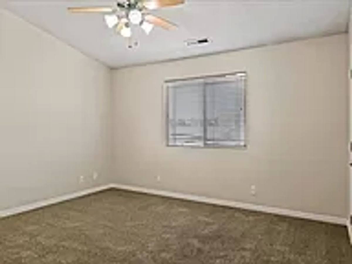 Townhouse for rent at 275 S 2450 E, Saint George, UT 84790