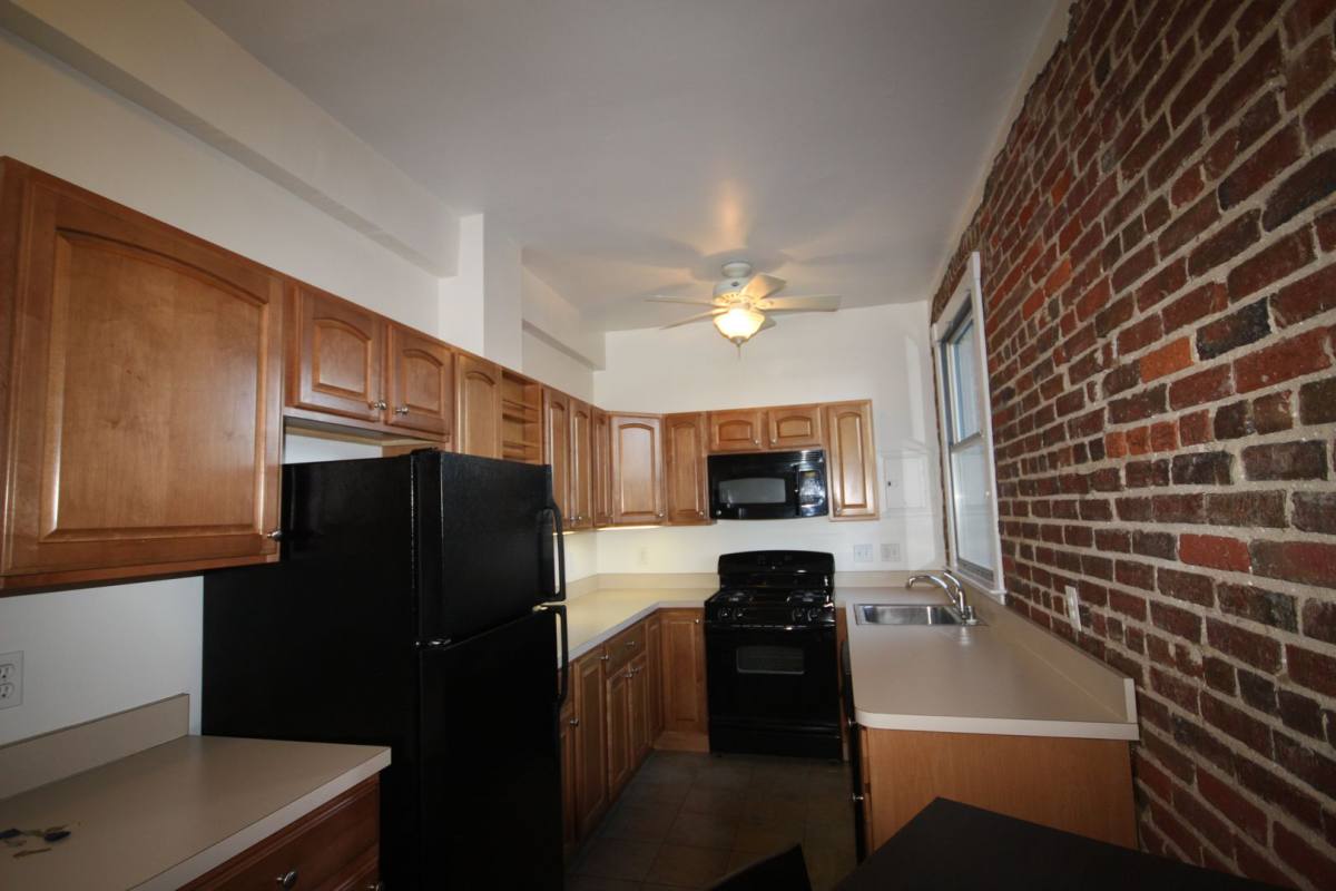 Apartment for rent at 1824 Belmont Rd NW, Washington, DC 20009