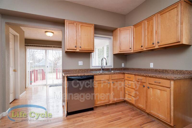 House for rent at 138 Travis St NE, Grand Rapids, MI 49505