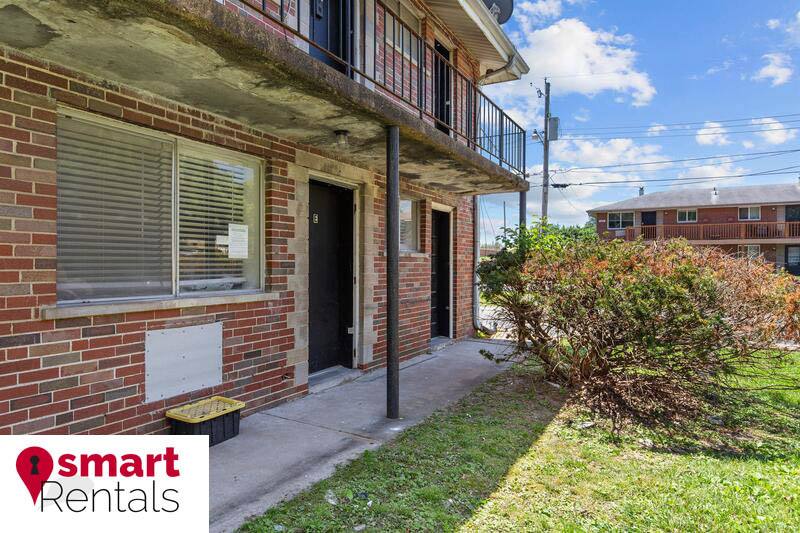 Apartment for rent at 467 S Holmes Ave #B, Saint Louis, MO 63122
