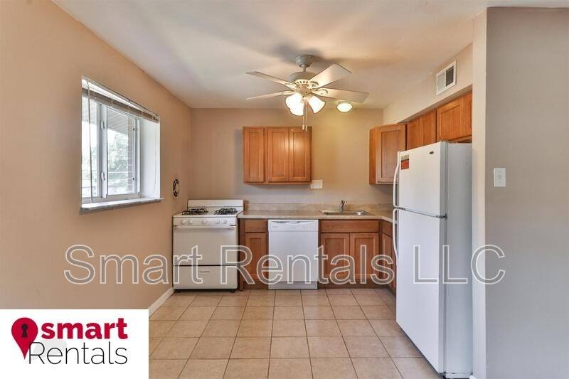 Apartment for rent at 467 S Holmes Ave #B, Saint Louis, MO 63122