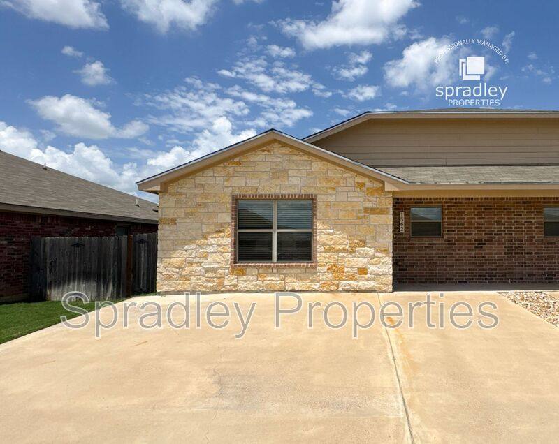 Apartment for rent at 1562 Vani Court, Belton, TX 76513