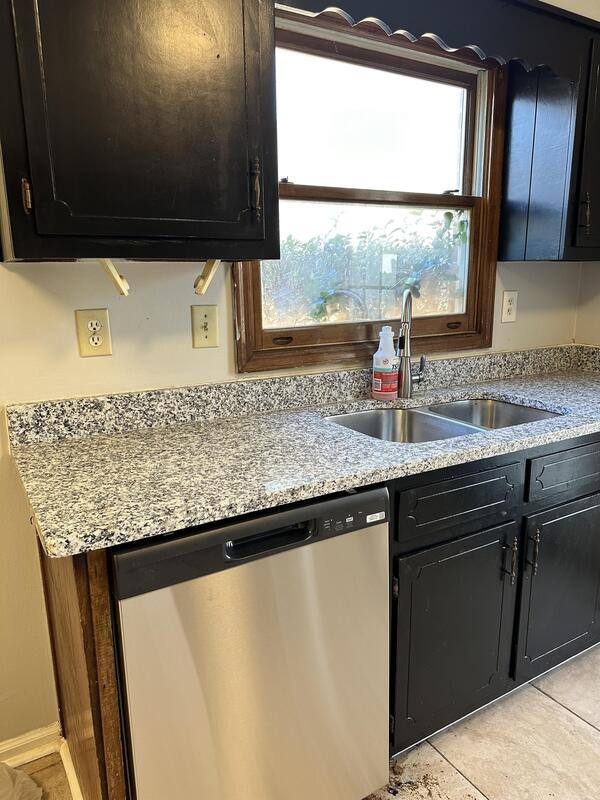 Townhouse for rent at 417 Patrick Henry Court #1, Riverdale, GA 30274