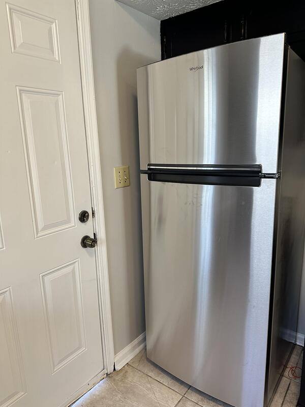 Townhouse for rent at 417 Patrick Henry Court #1, Riverdale, GA 30274