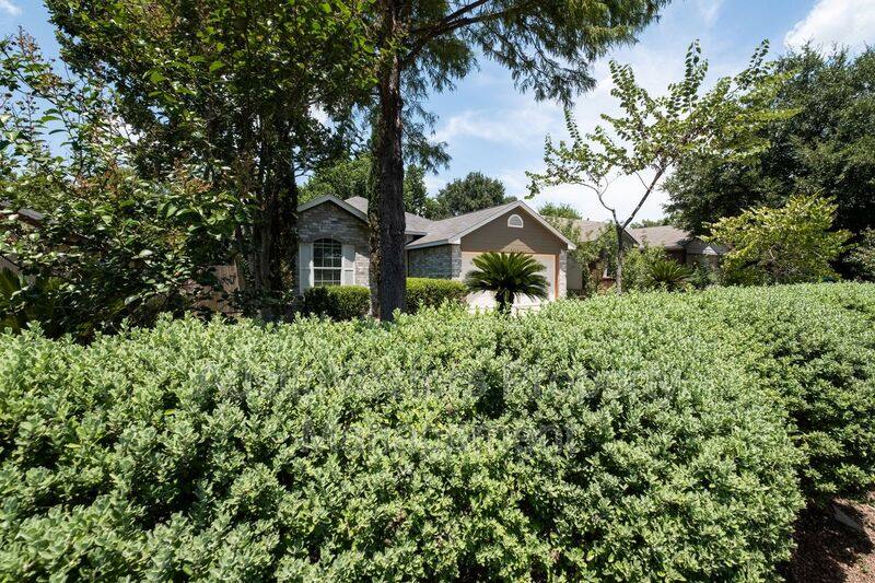 House for rent at 7320 Muffin Dr, Austin, TX 78724