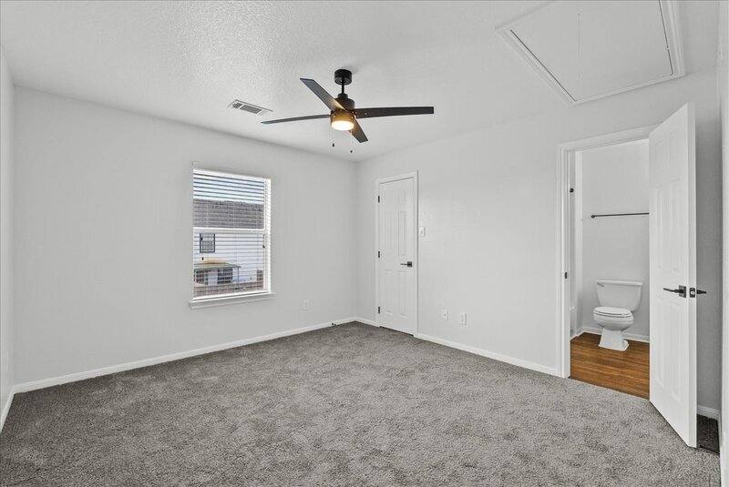 Apartment for rent at 2103 St Lucia Calle, Dickinson, TX 77539