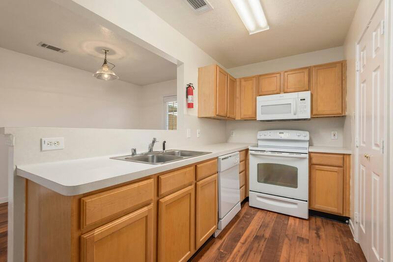 Apartment for rent at 2103 St Lucia Calle, Dickinson, TX 77539