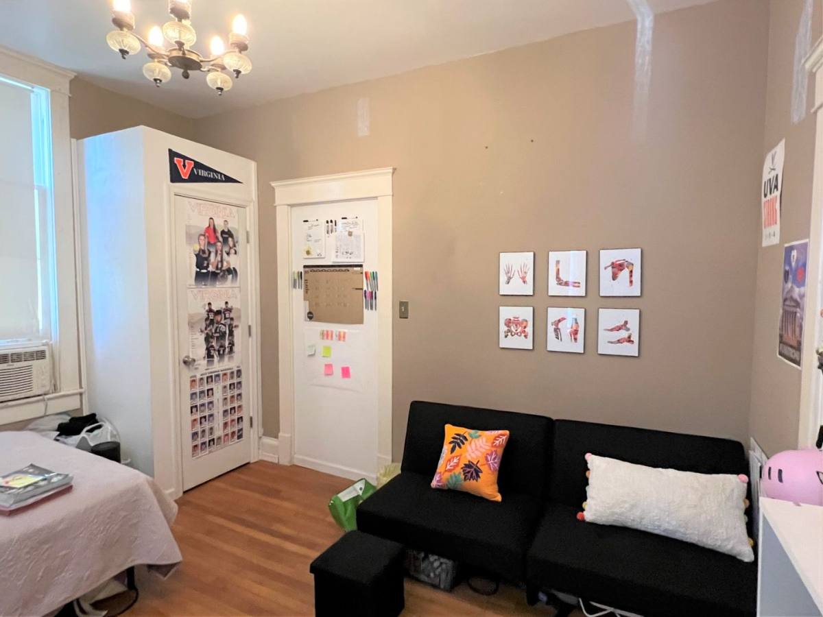 Apartment for rent at 111 Washington Ave, Charlottesville, VA 22903