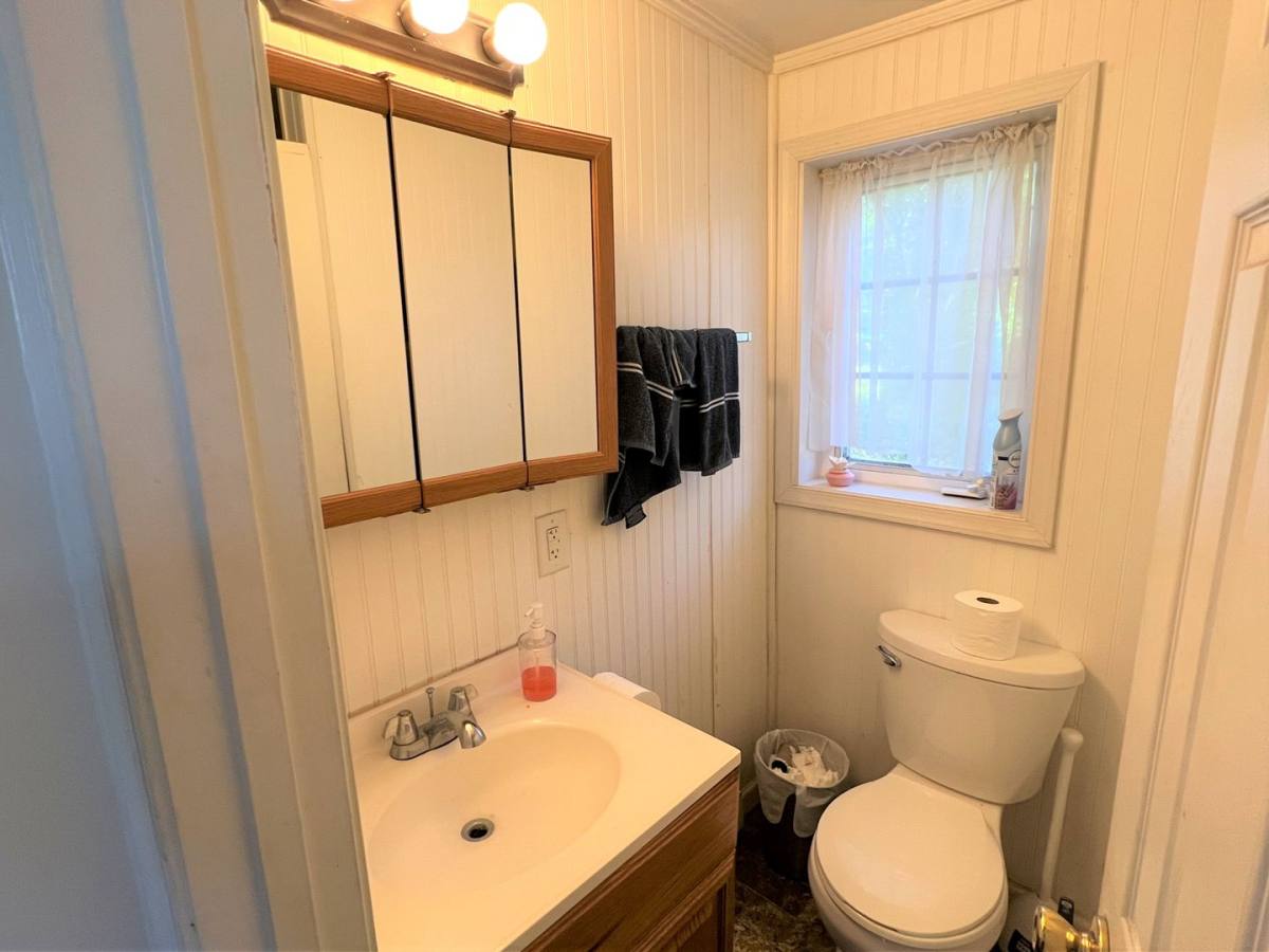 Apartment for rent at 111 Washington Ave, Charlottesville, VA 22903
