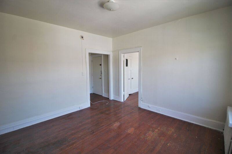 Apartment for rent at 6 E Read St, Baltimore, MD 21202