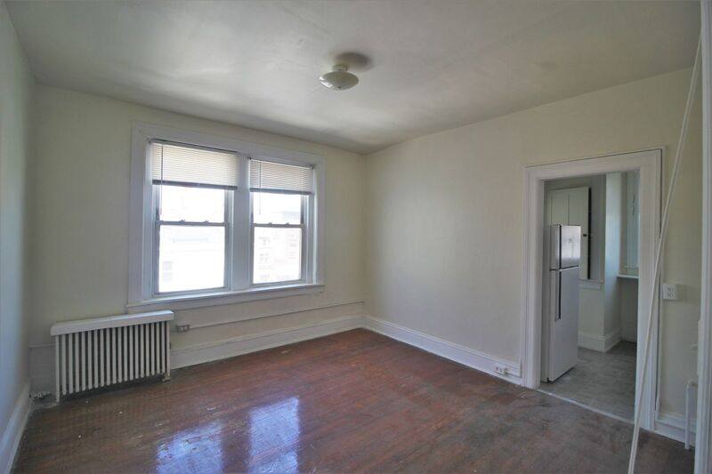 Apartment for rent at 6 E Read St, Baltimore, MD 21202