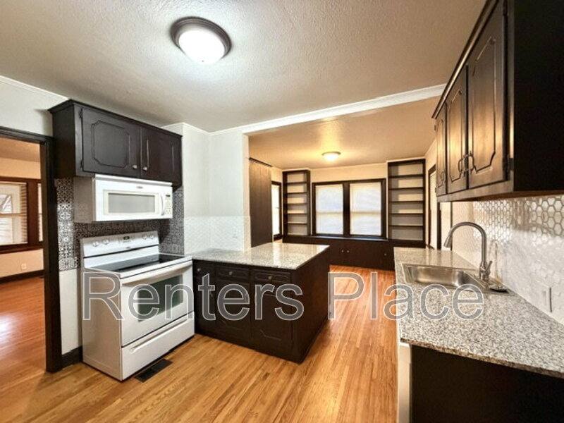 House for rent at 5524 S Owasso, Tulsa, OK 74105