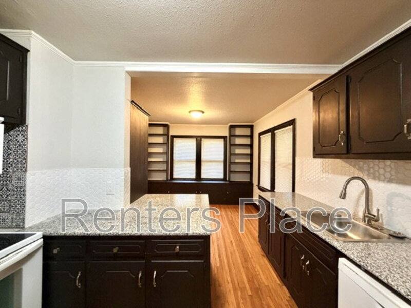 House for rent at 5524 S Owasso, Tulsa, OK 74105