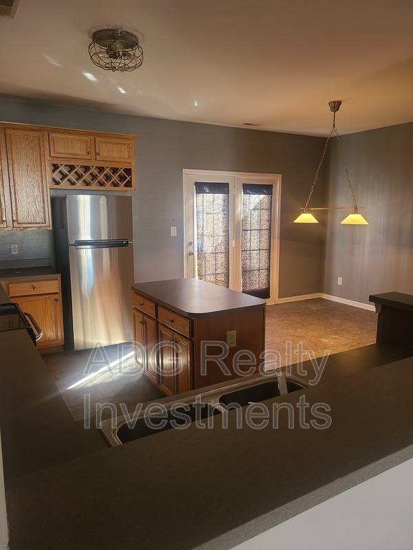 Townhouse for rent at 12623 Shuman Lane, Charlotte, NC 28269