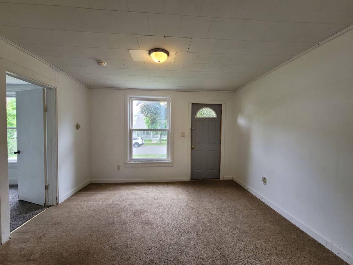Apartment for rent at 2411-2415 Gowen St, Wausau, WI 54403
