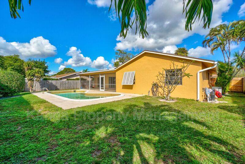 House for rent at 4128 Chestnut Ave, Palm Beach Gardens, FL 33410