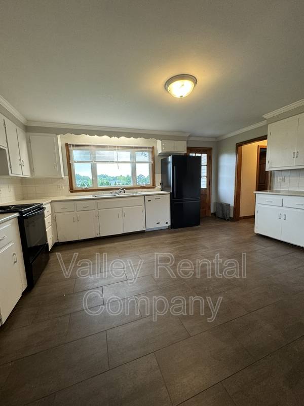 House for rent at 174 Russell St, Hadley, MA 01035