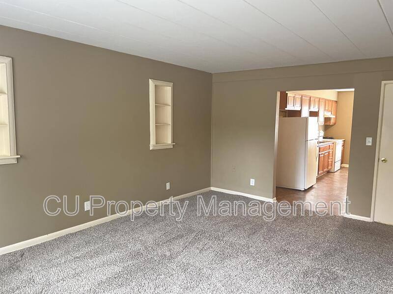 Apartment for rent at 713 W Church St #11, Champaign, IL 61821