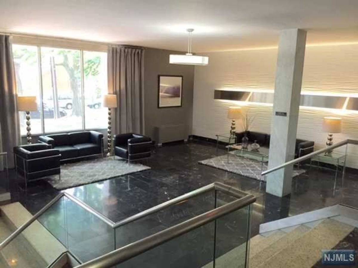 Apartment for rent at 39 E 39th St, Paterson, NJ 07514