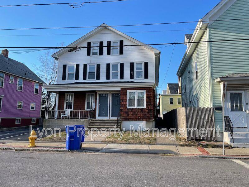 Apartment for rent at 84 Spring St #3R, Pawtucket, RI 02860