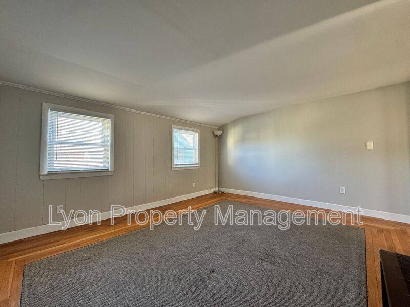 Apartment for rent at 84 Spring St #3R, Pawtucket, RI 02860