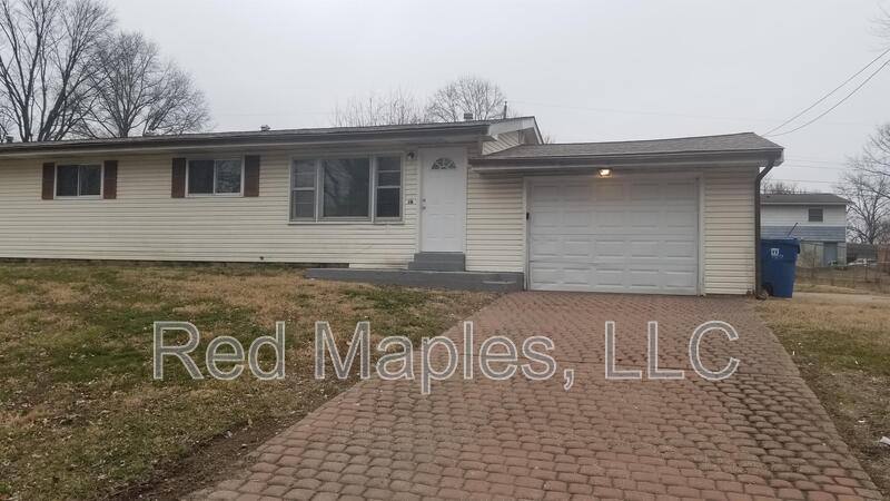 Apartment for rent at 3B Fairview Dr, Saint Charles, MO 63303