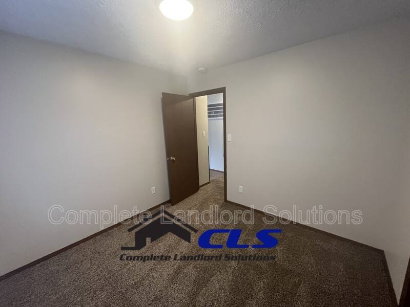 Apartment for rent at 4258 S Kian St, Terre Haute, IN 47802