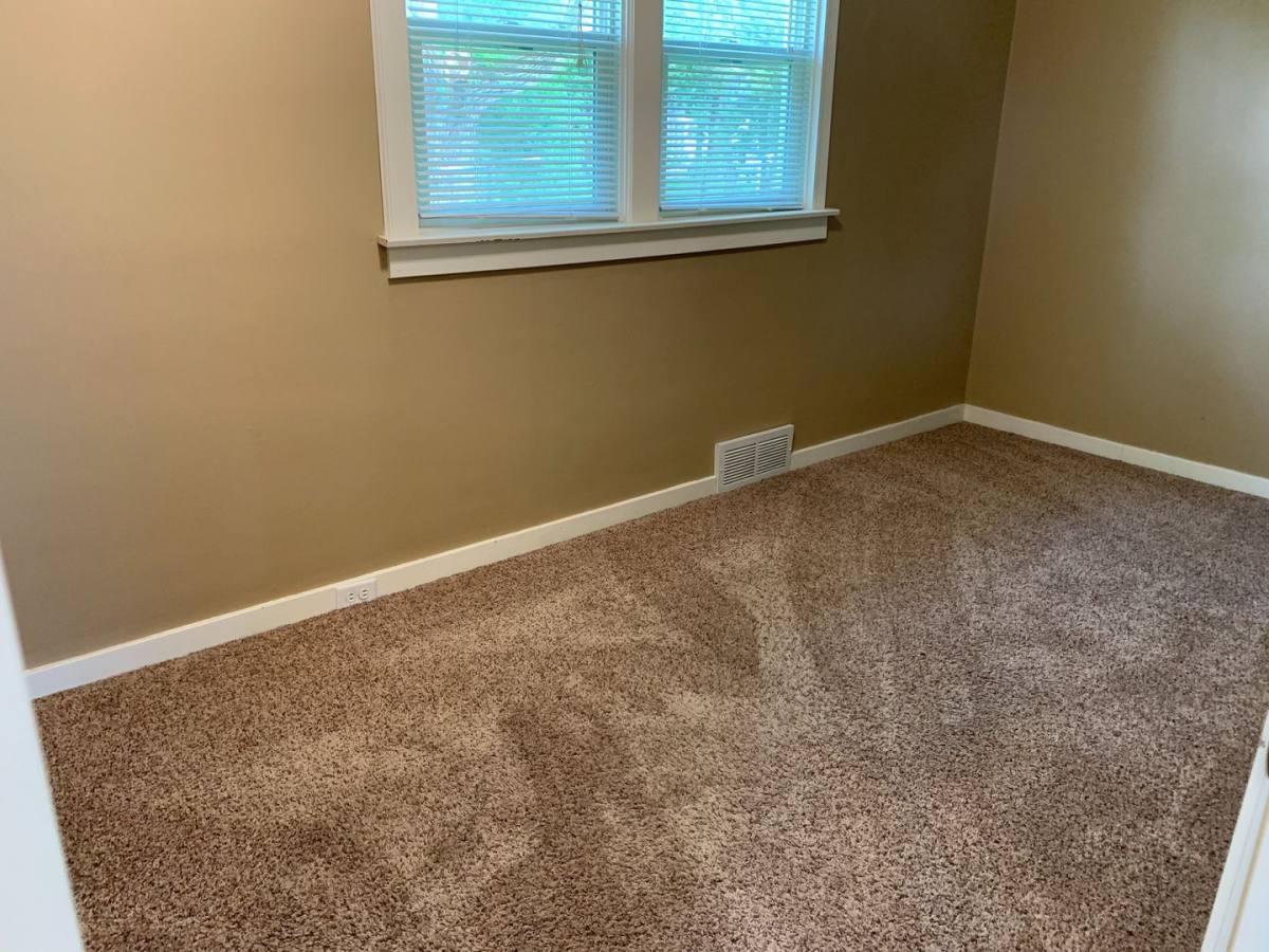 Apartment for rent at 2335 5th St, Eau Claire, WI 54703