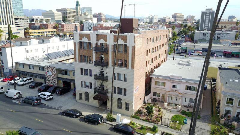 Apartment for rent at 738 S New Hampshire #207, Los Angeles, CA 90005