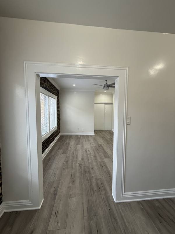 Apartment for rent at 738 S New Hampshire #207, Los Angeles, CA 90005