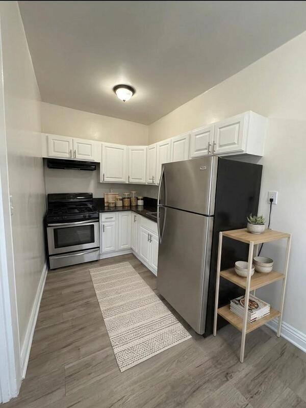 Apartment for rent at 738 S New Hampshire #207, Los Angeles, CA 90005