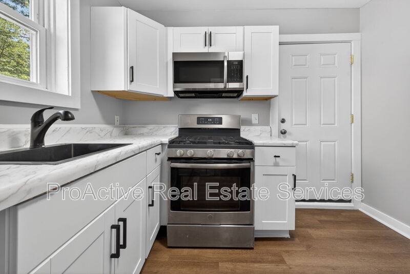 Apartment for rent at 1201 Tallwood St #1, Norfolk, VA 23518