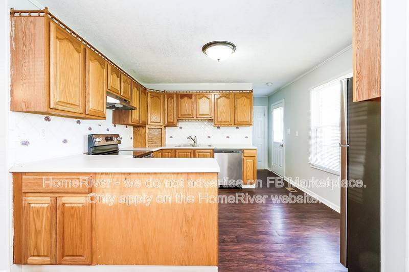 House for rent at 970 Edgewood Dr, Mooresville, IN 46158